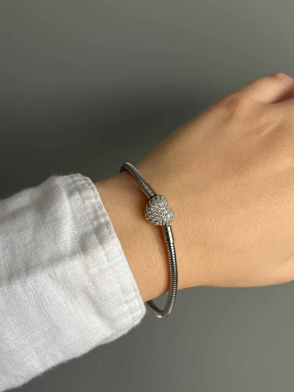 PNDR Marka Model Pave Taşlı Charm Bileklik