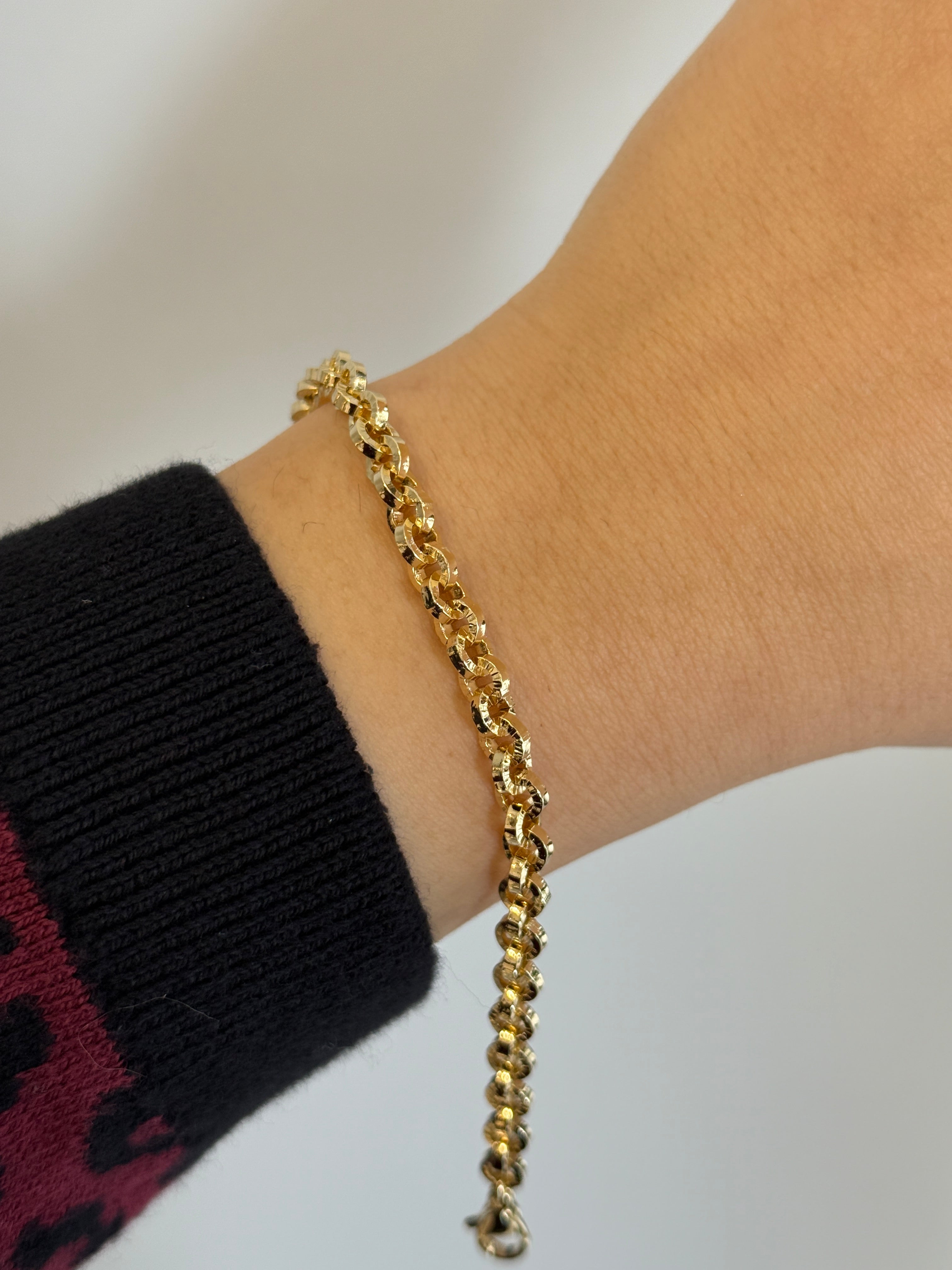 Xuping Delikli Hasır Kuyumcu Model Bileklik