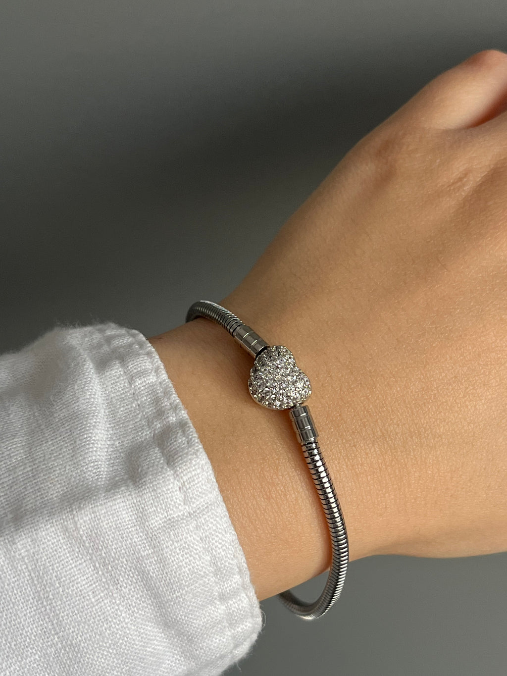 PNDR Marka Model Pave Taşlı Charm Bileklik