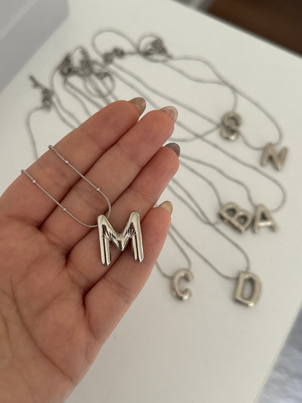 Çelik Bubble Silver Harf Kolye