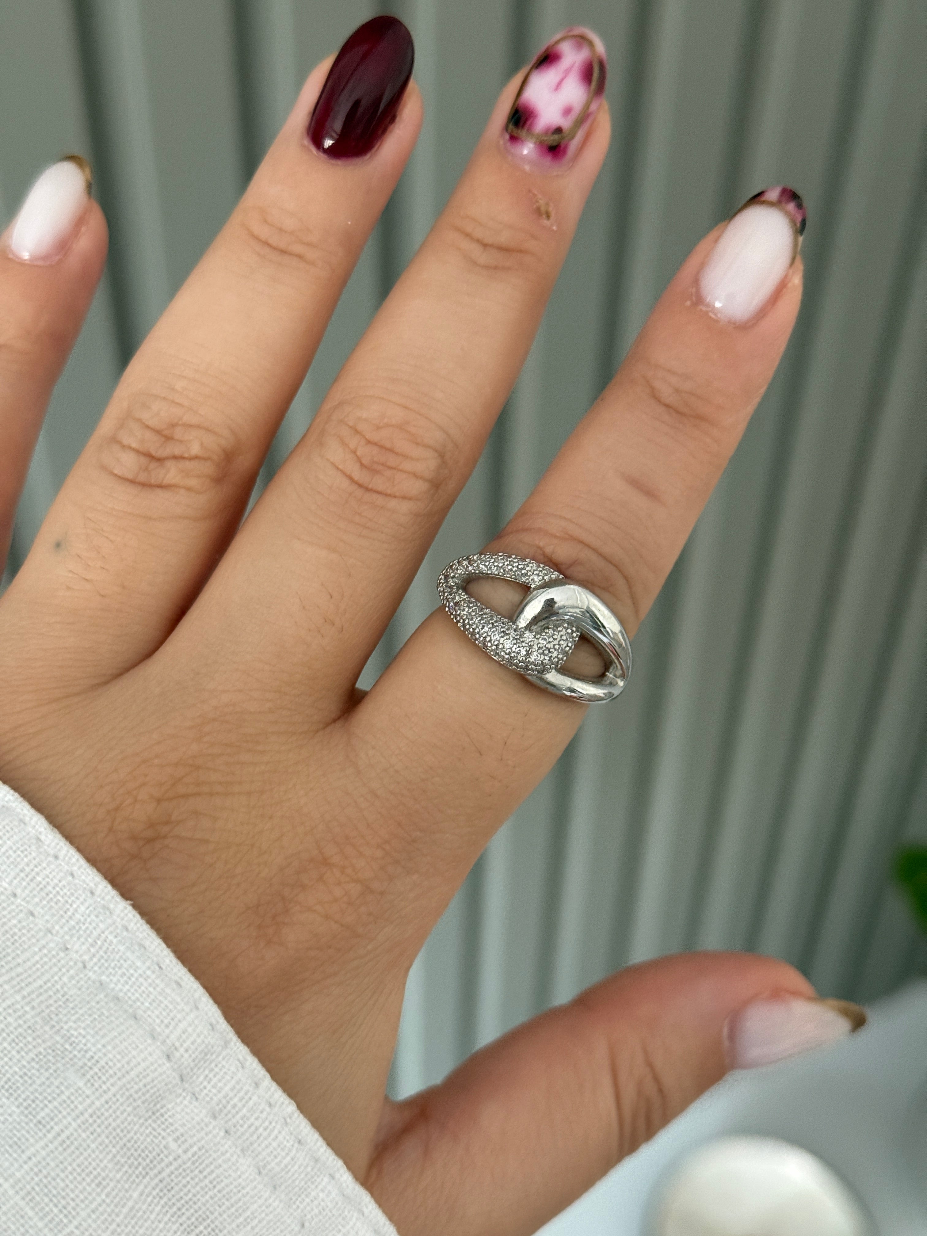 Ayarlanabilir Taşlı Silver Cartie* Yüzük