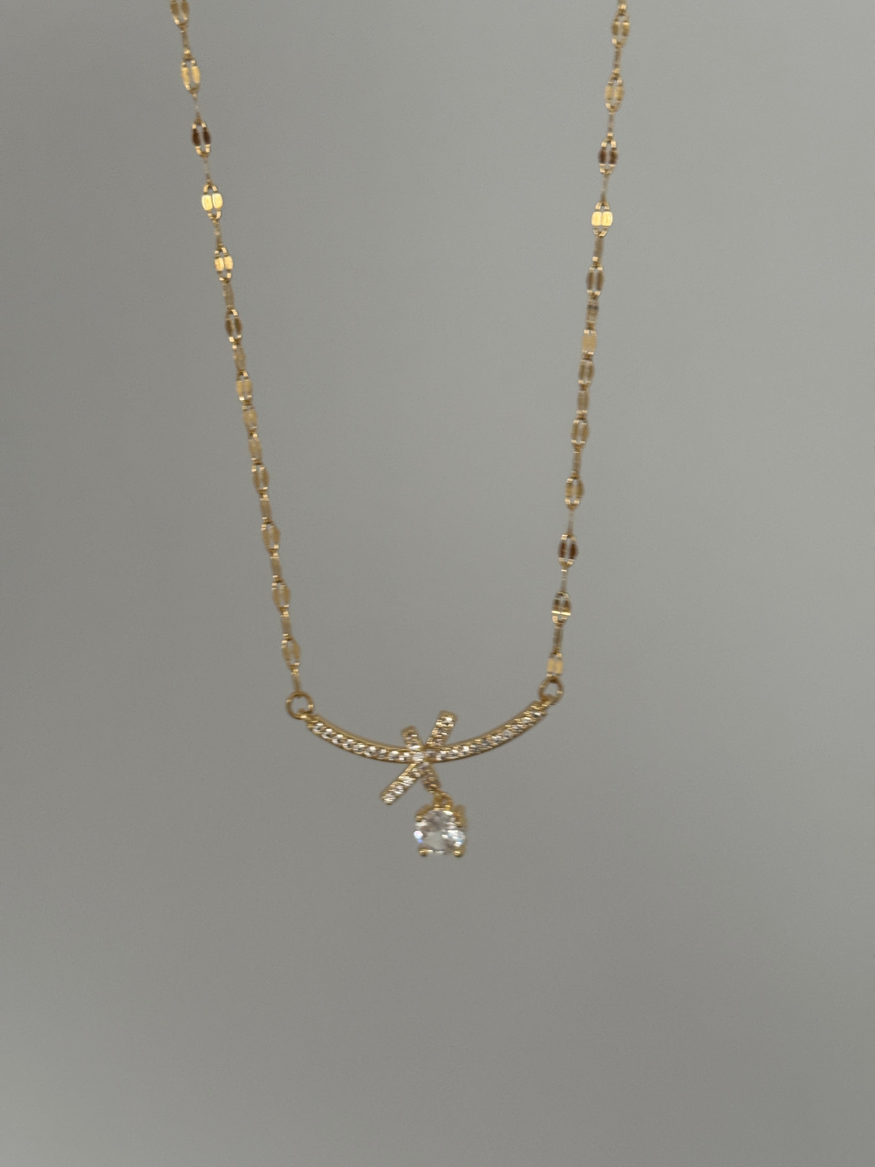 Çelik Su Damlası Kolye