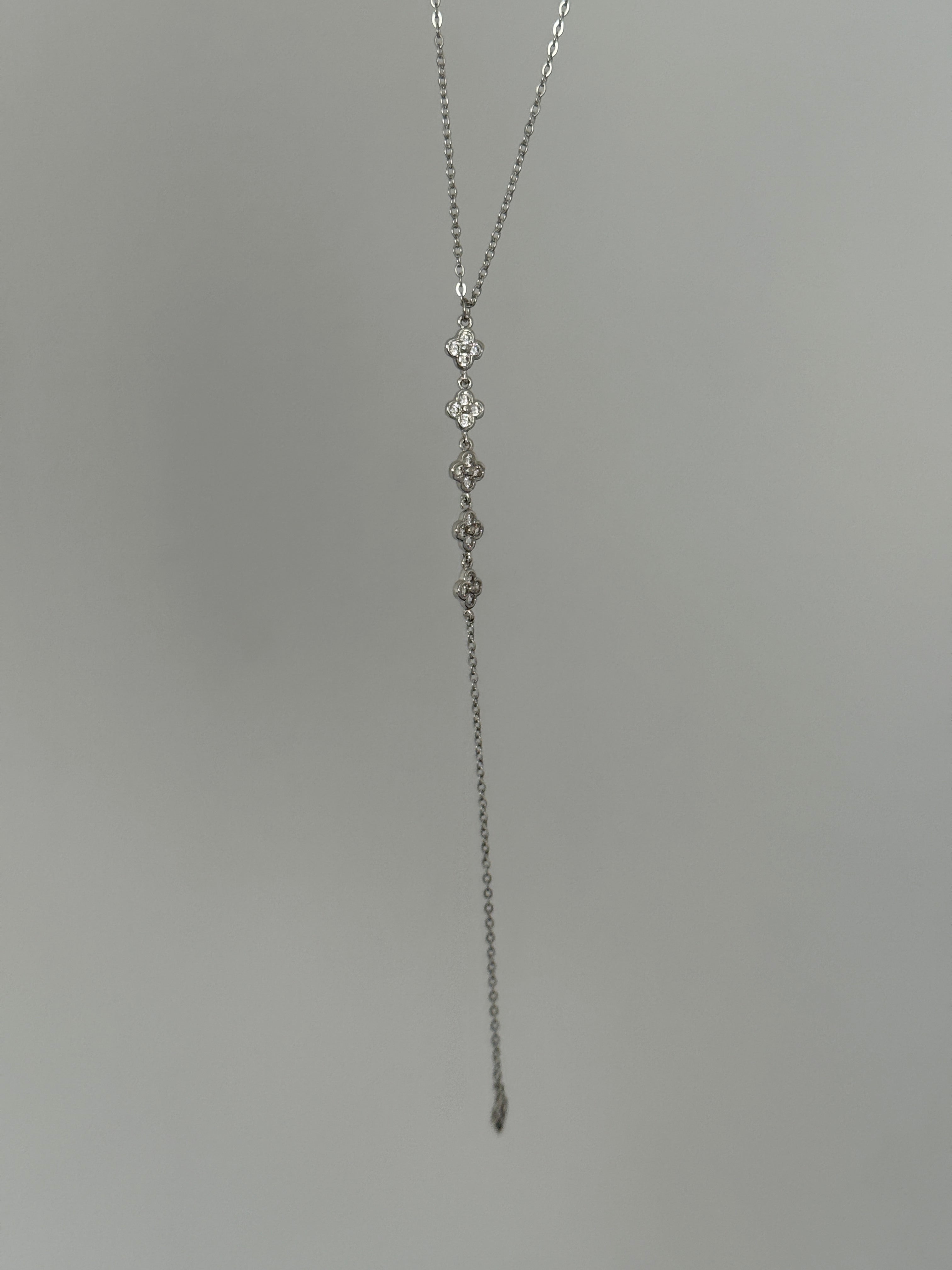 Çelik Mini Taşlı Van Cl**f Y Kolye