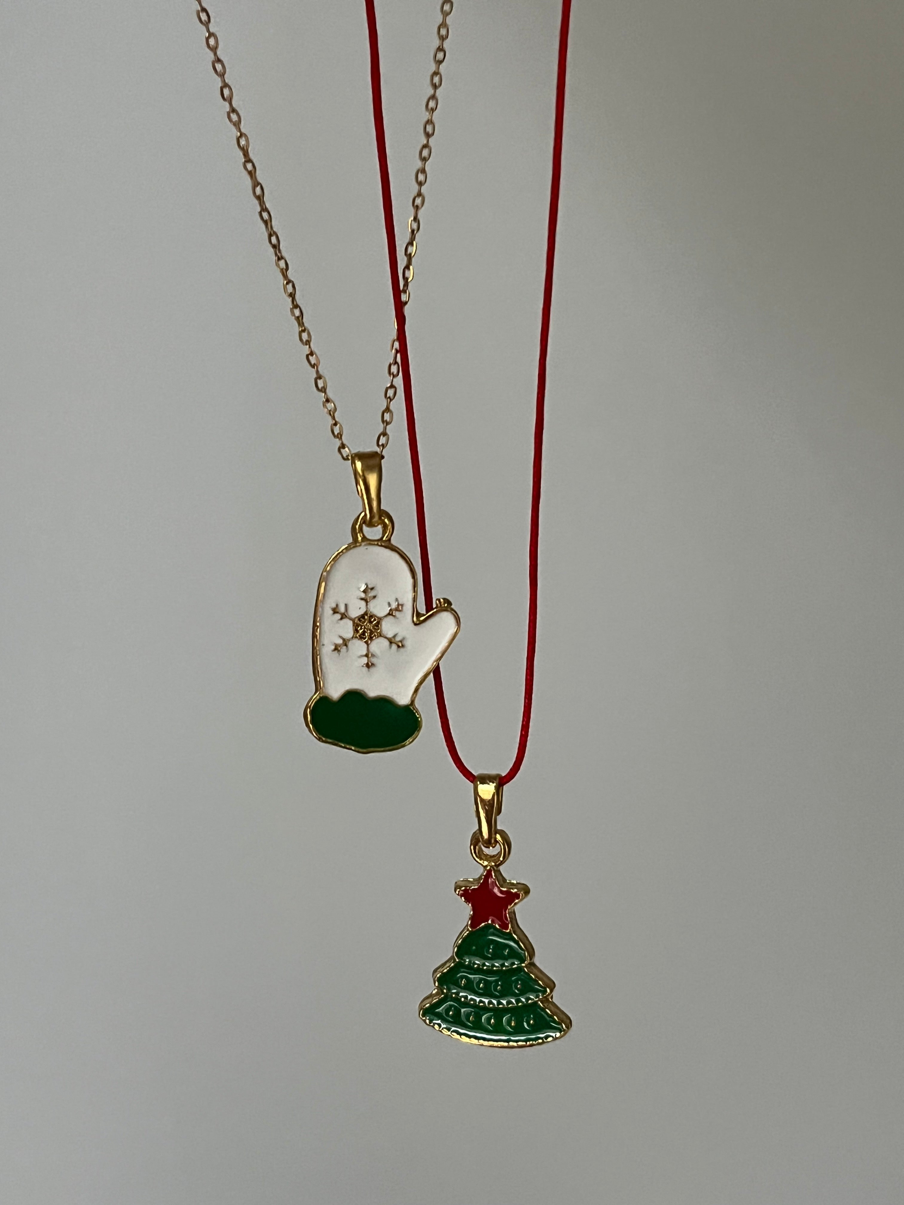 Özel Yapım Çam Ağacı ve Noel Eldiven Kolye