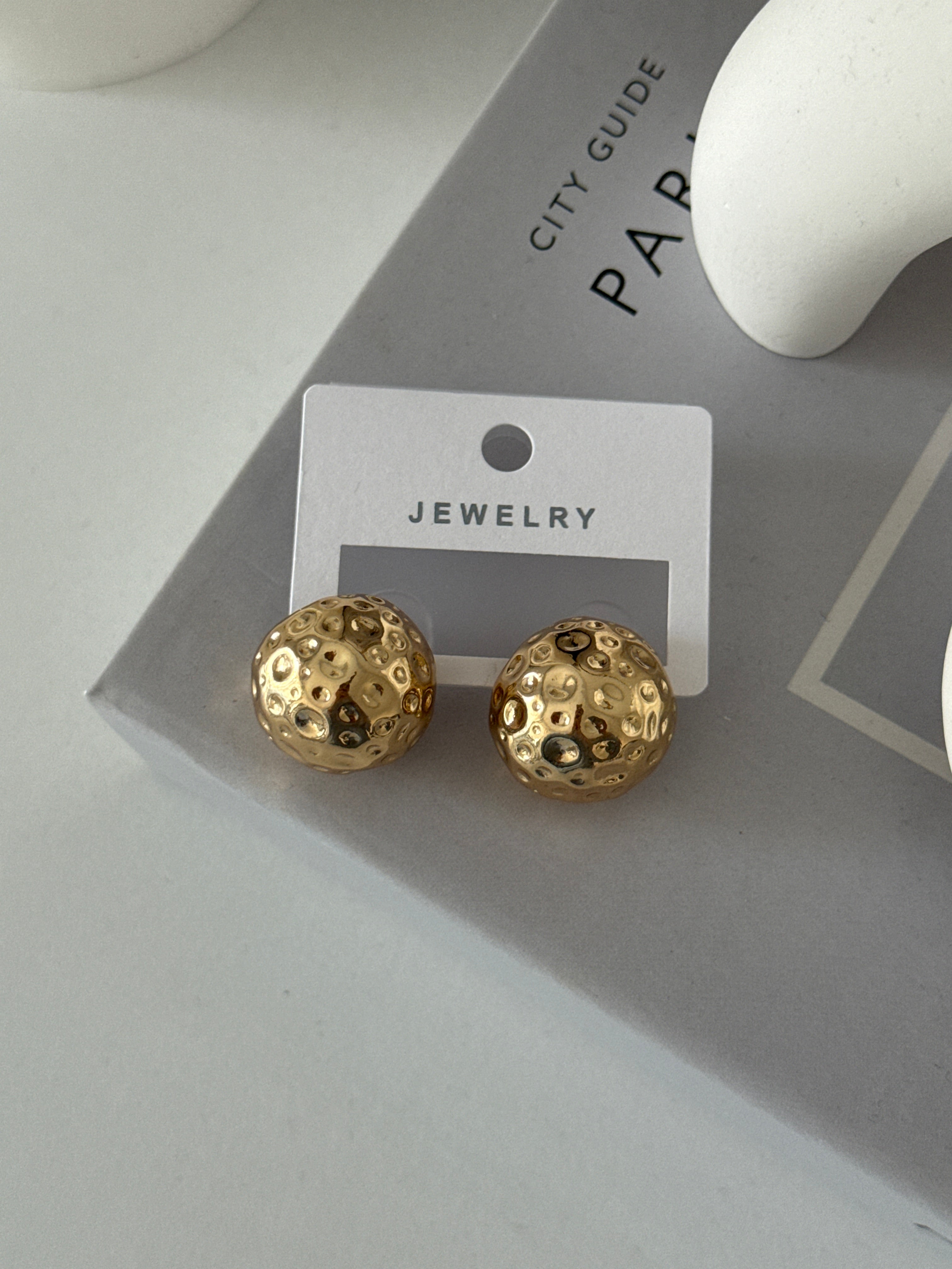 Gold Etnik Top Küpe