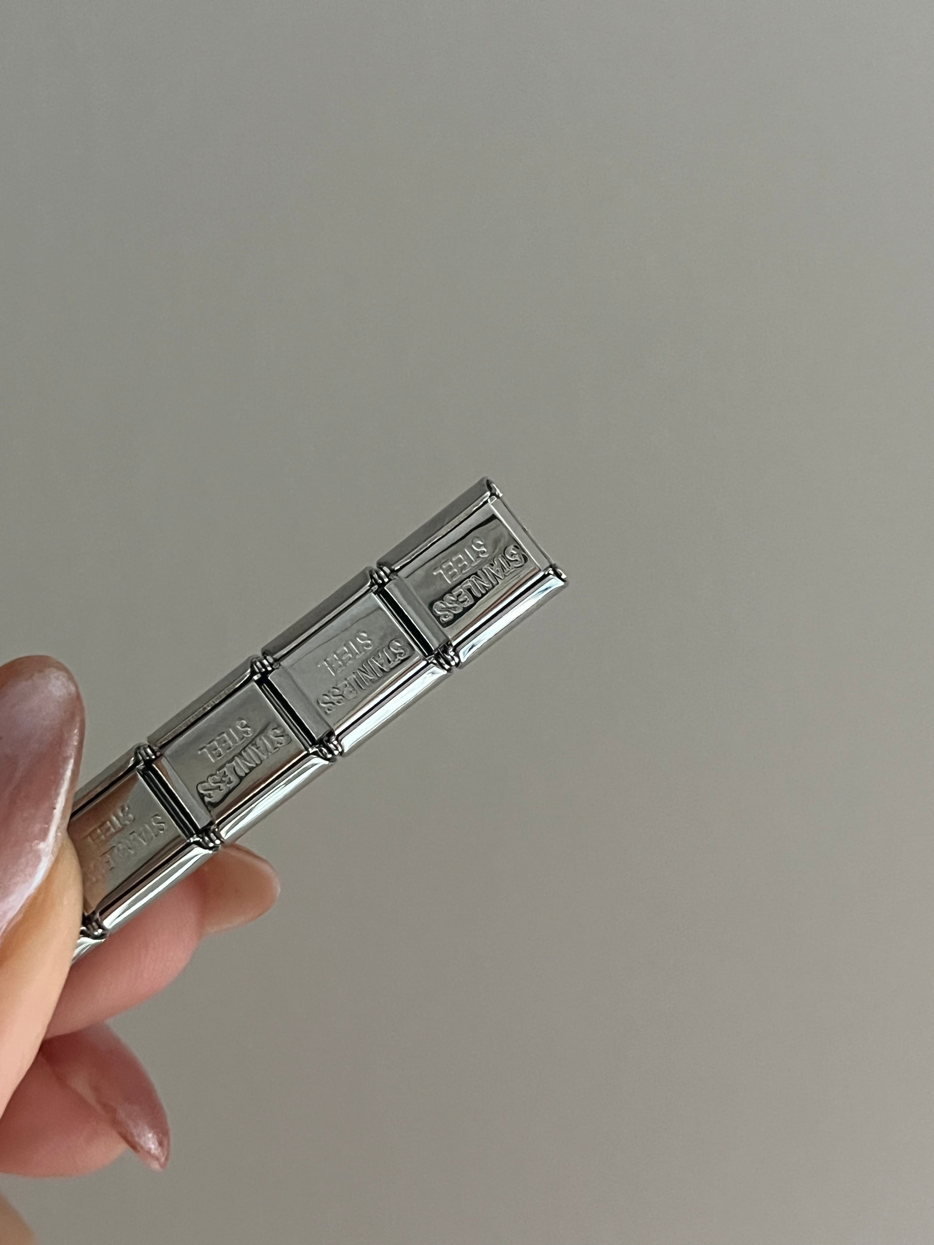 Çelik Nomination Müzisyen Charm