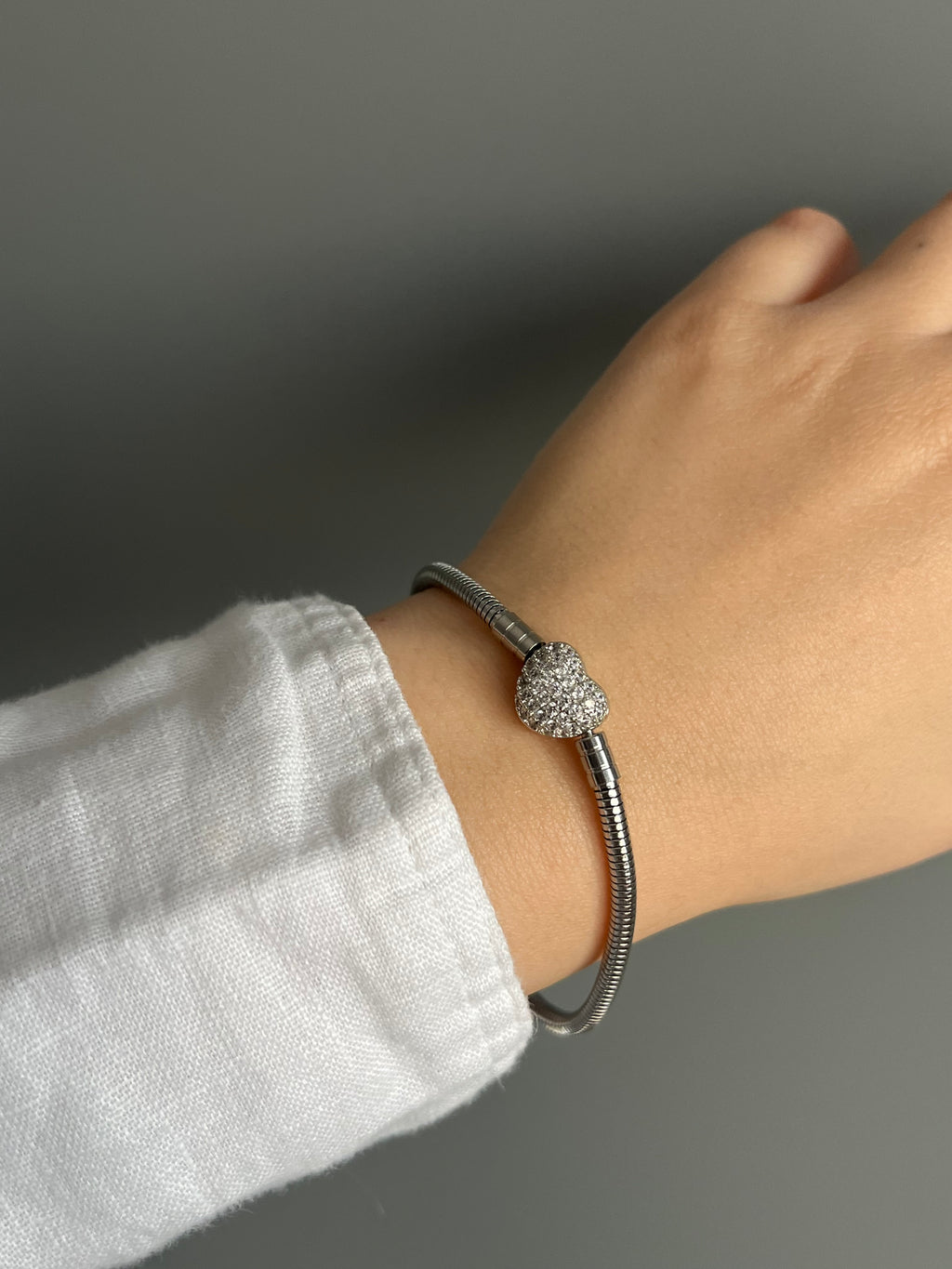 PNDR Marka Model Pave Taşlı Charm Bileklik