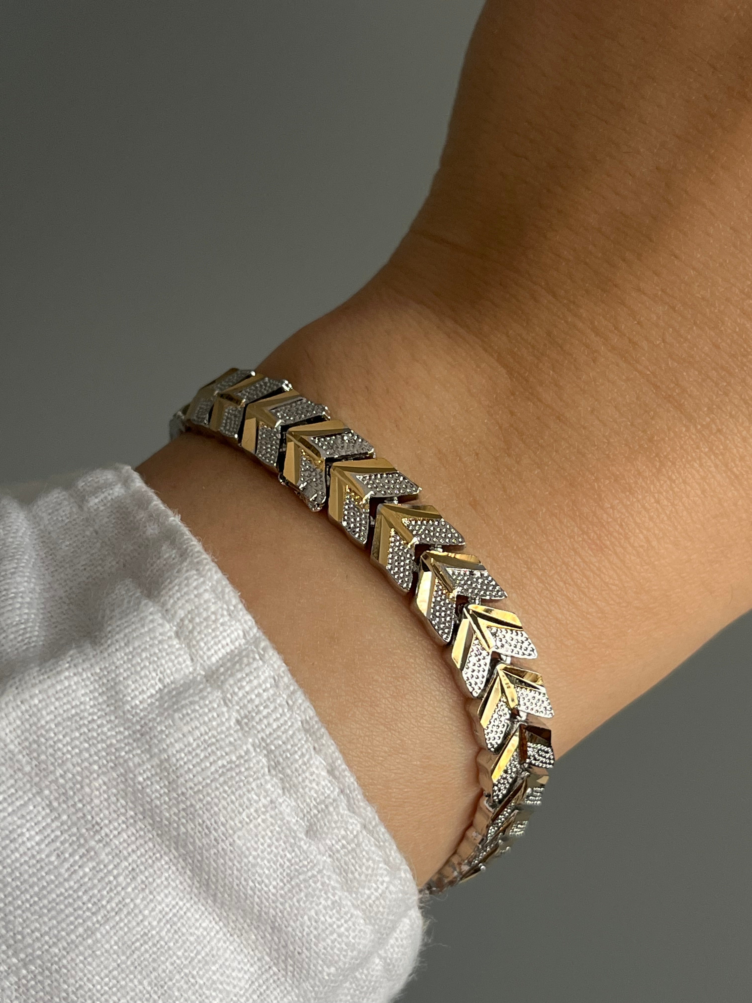 Xuping Tiffanyc* Balık Sırtı Marka Model Bileklik