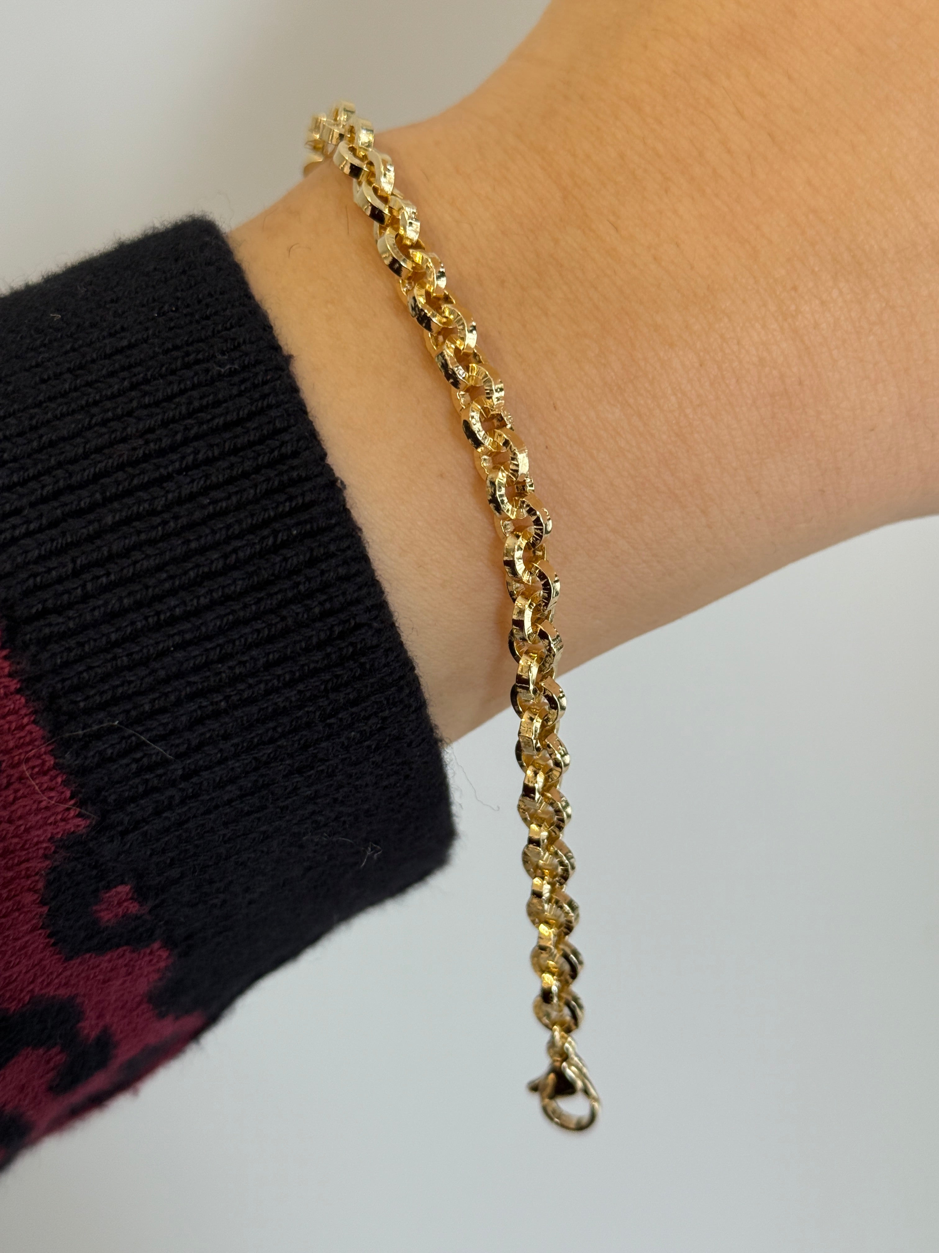 Xuping Delikli Hasır Kuyumcu Model Bileklik