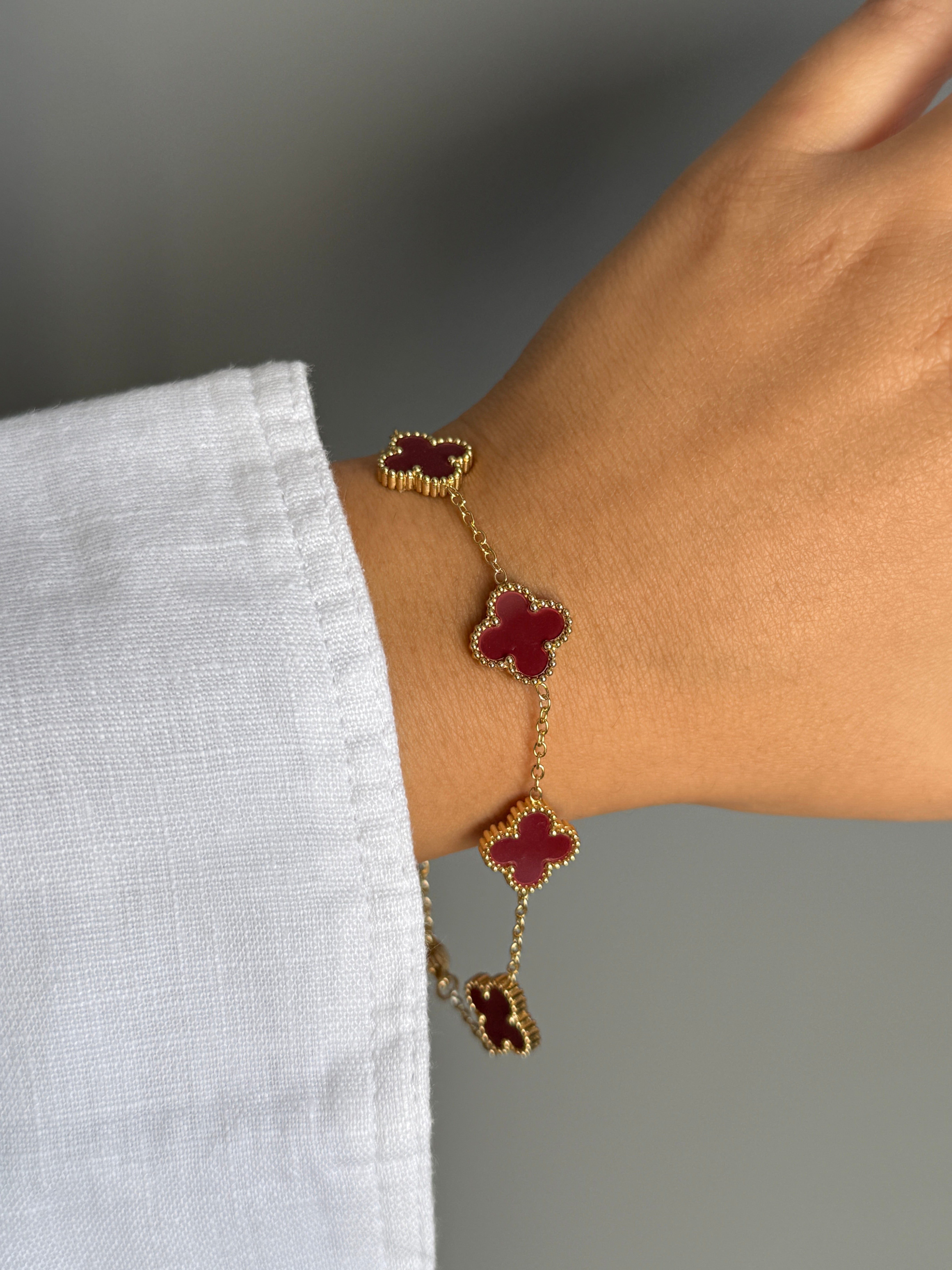 Çelik Bordo Orjinal Boy Van Cl**f Bileklik