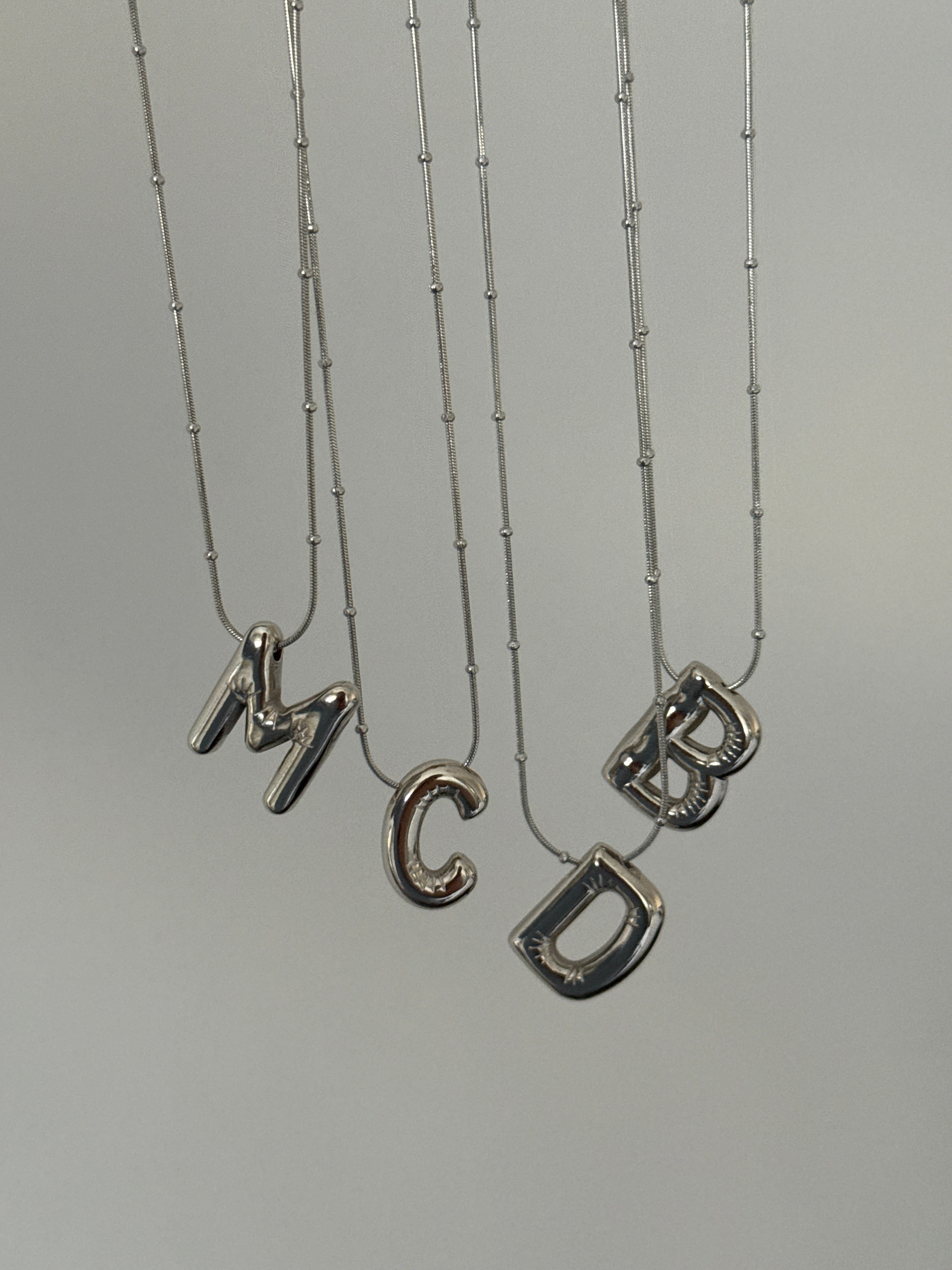 Çelik Bubble Silver Harf Kolye