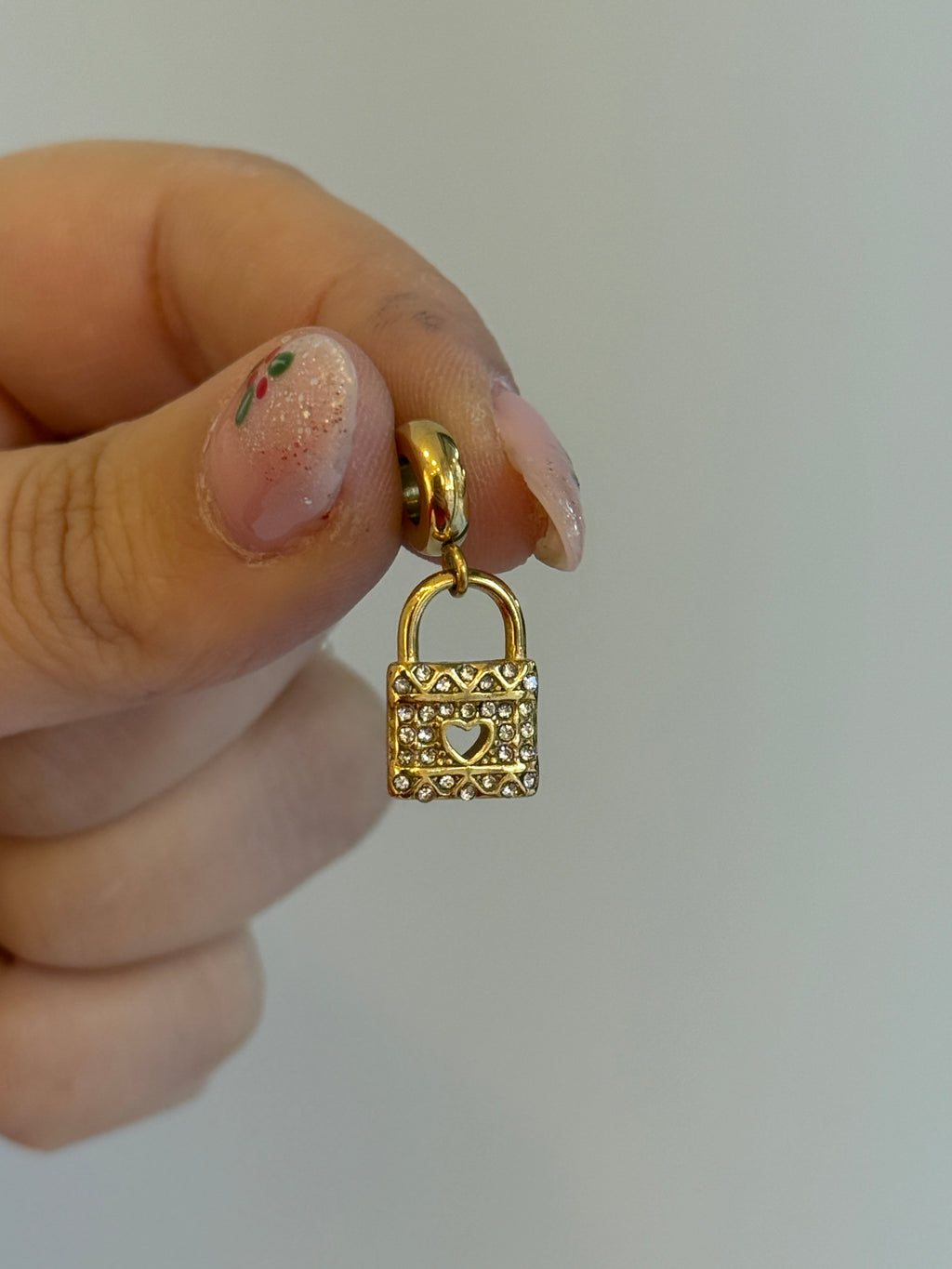 Çelik Taşlı Kilit Gold Charm