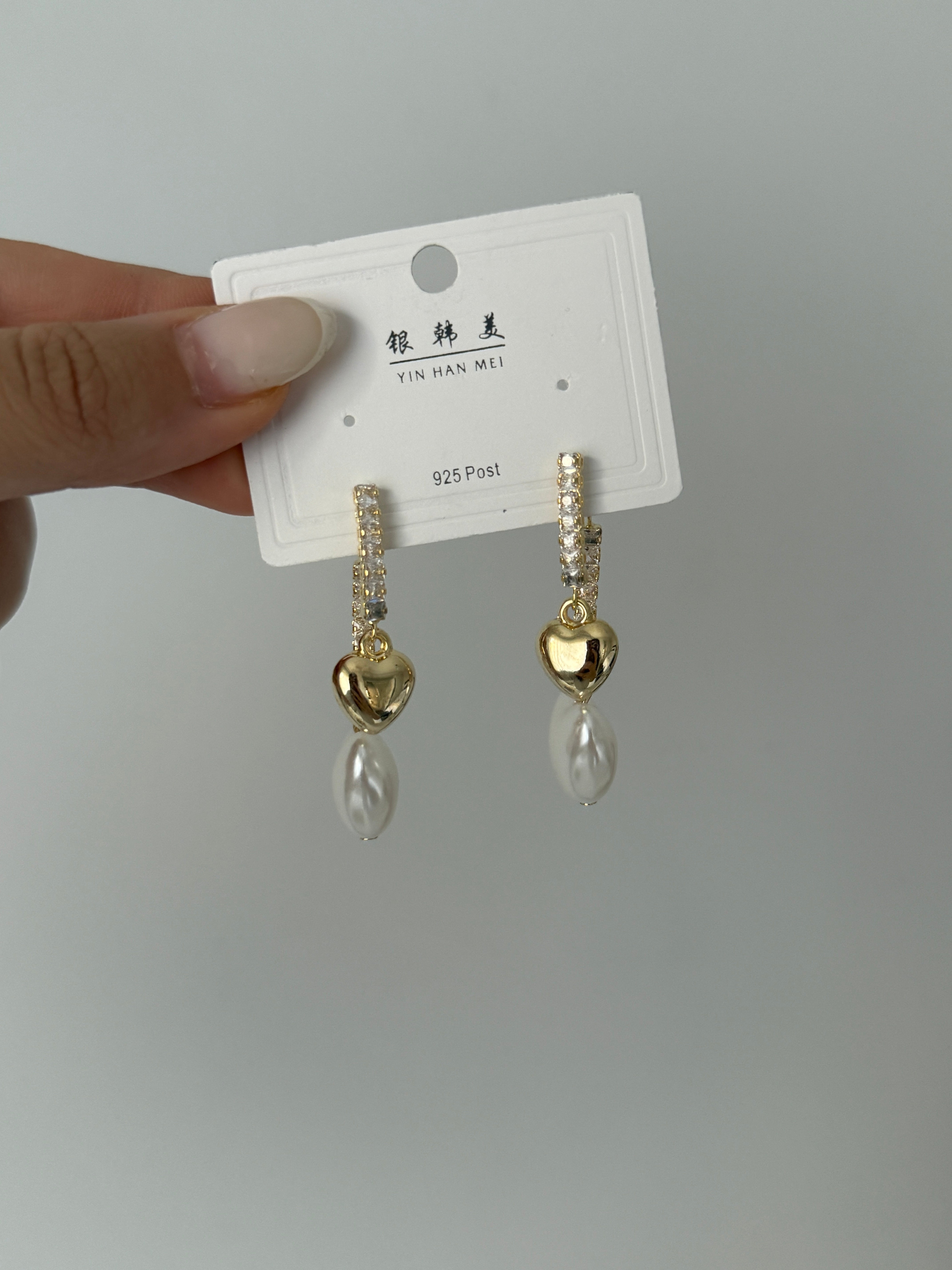 Taşlı Gold İncili Kalp Küpe