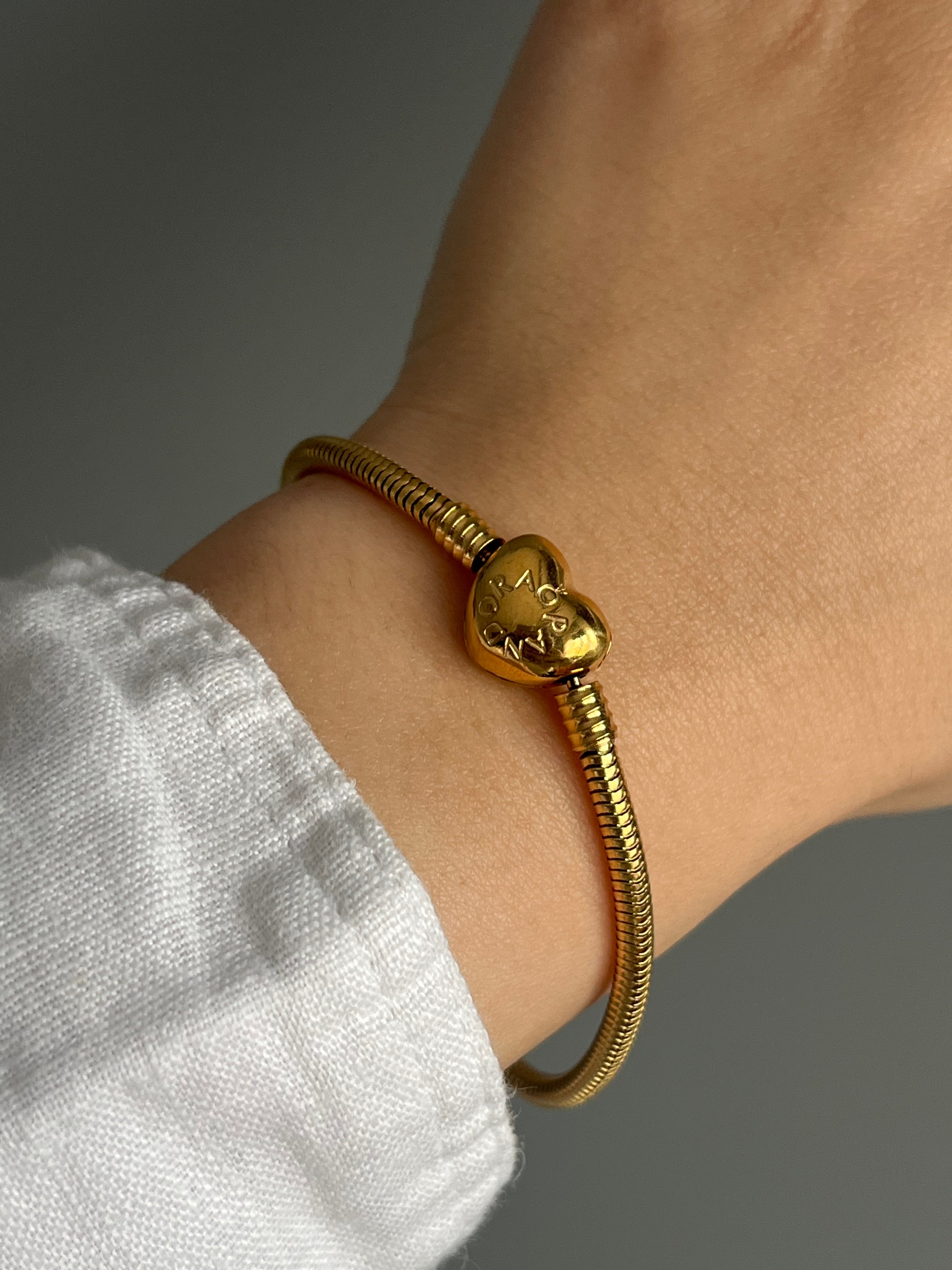 Çelik Gold Kalp Marka Muadil Model PNDR Charm Bileklik