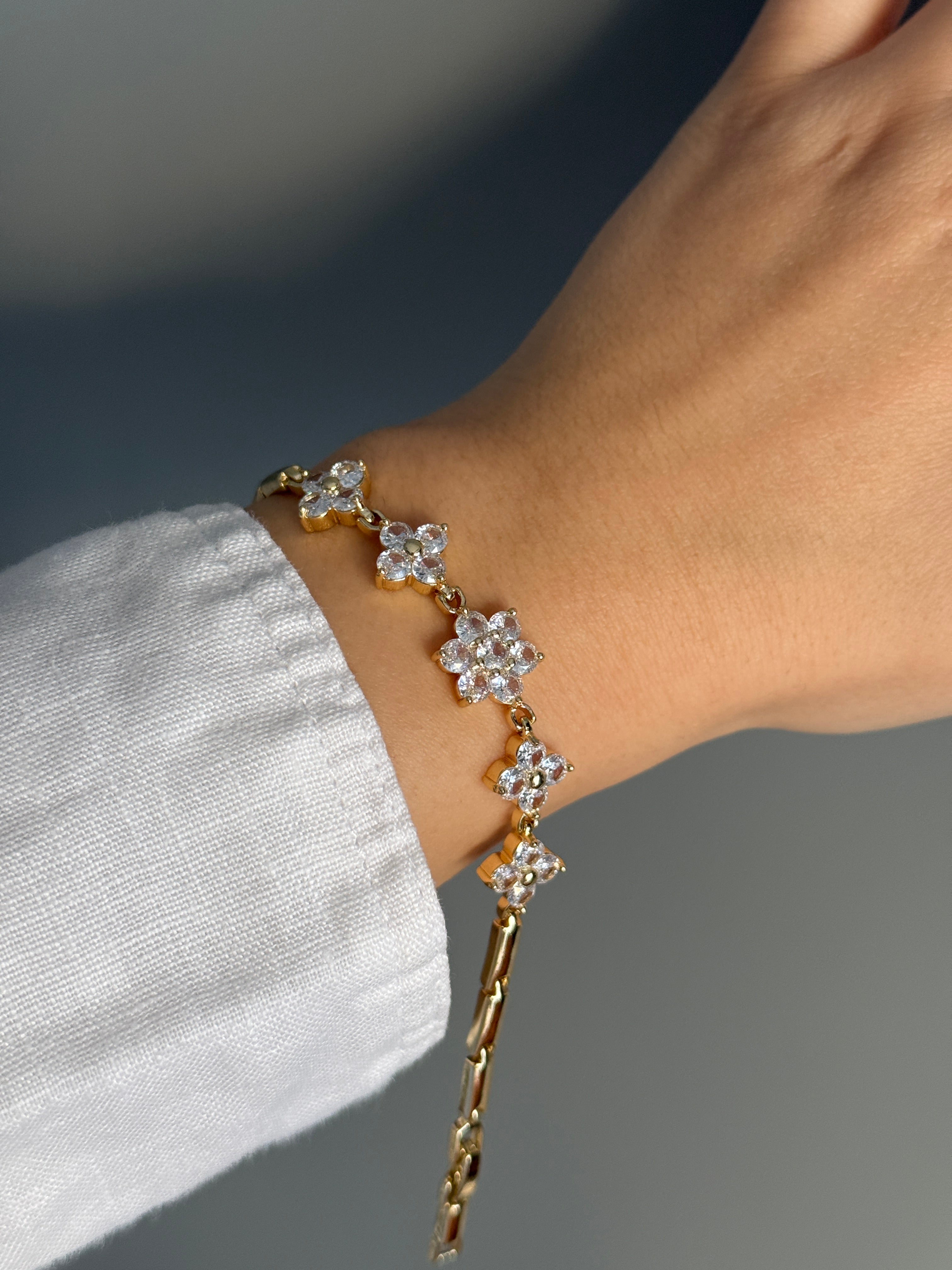 Xuping Taşlı Çiçek Ayarlanabilir Kuyumcu Model Bileklik