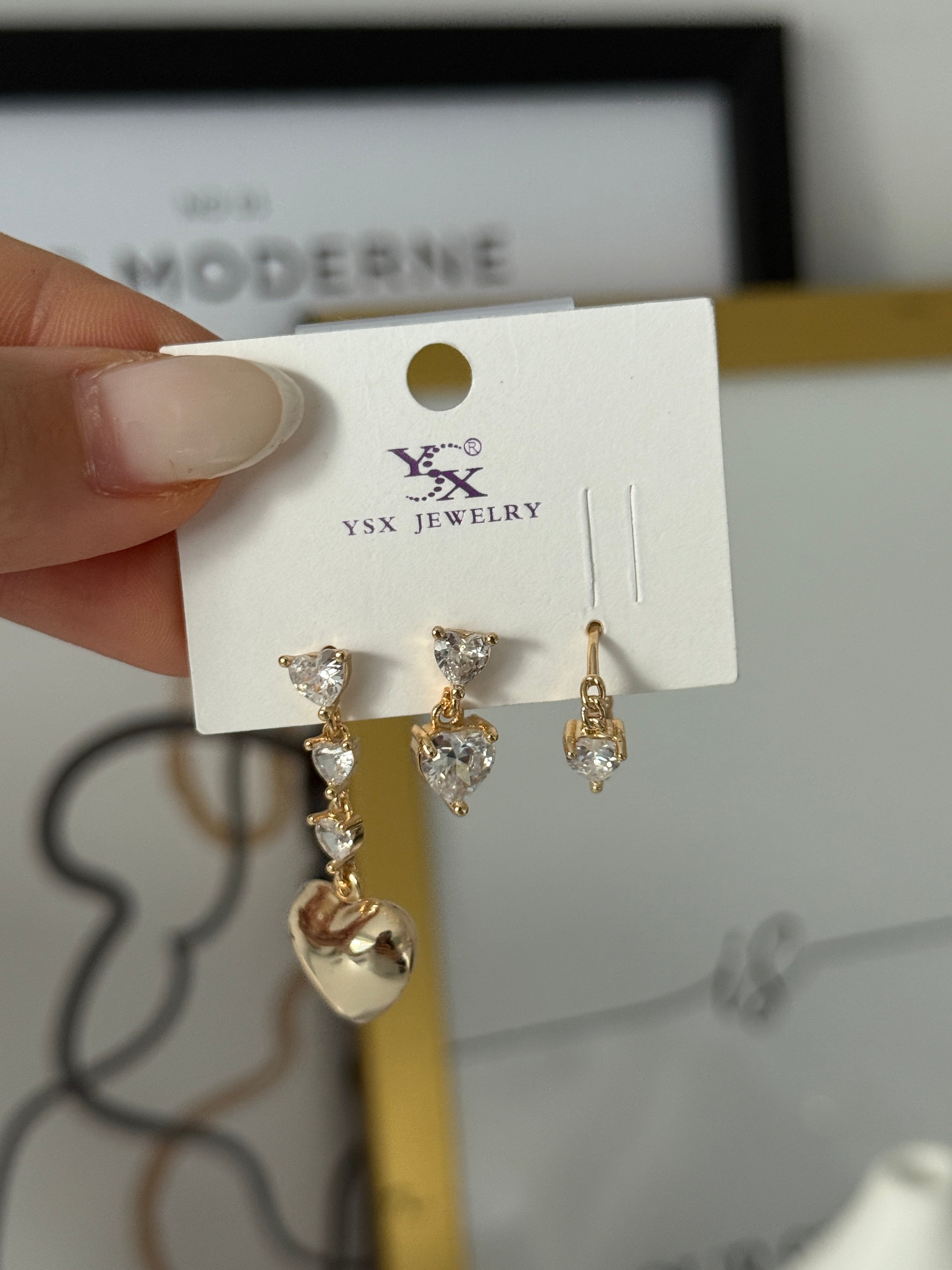 3lü Taşlı Kalp Küpe Seti