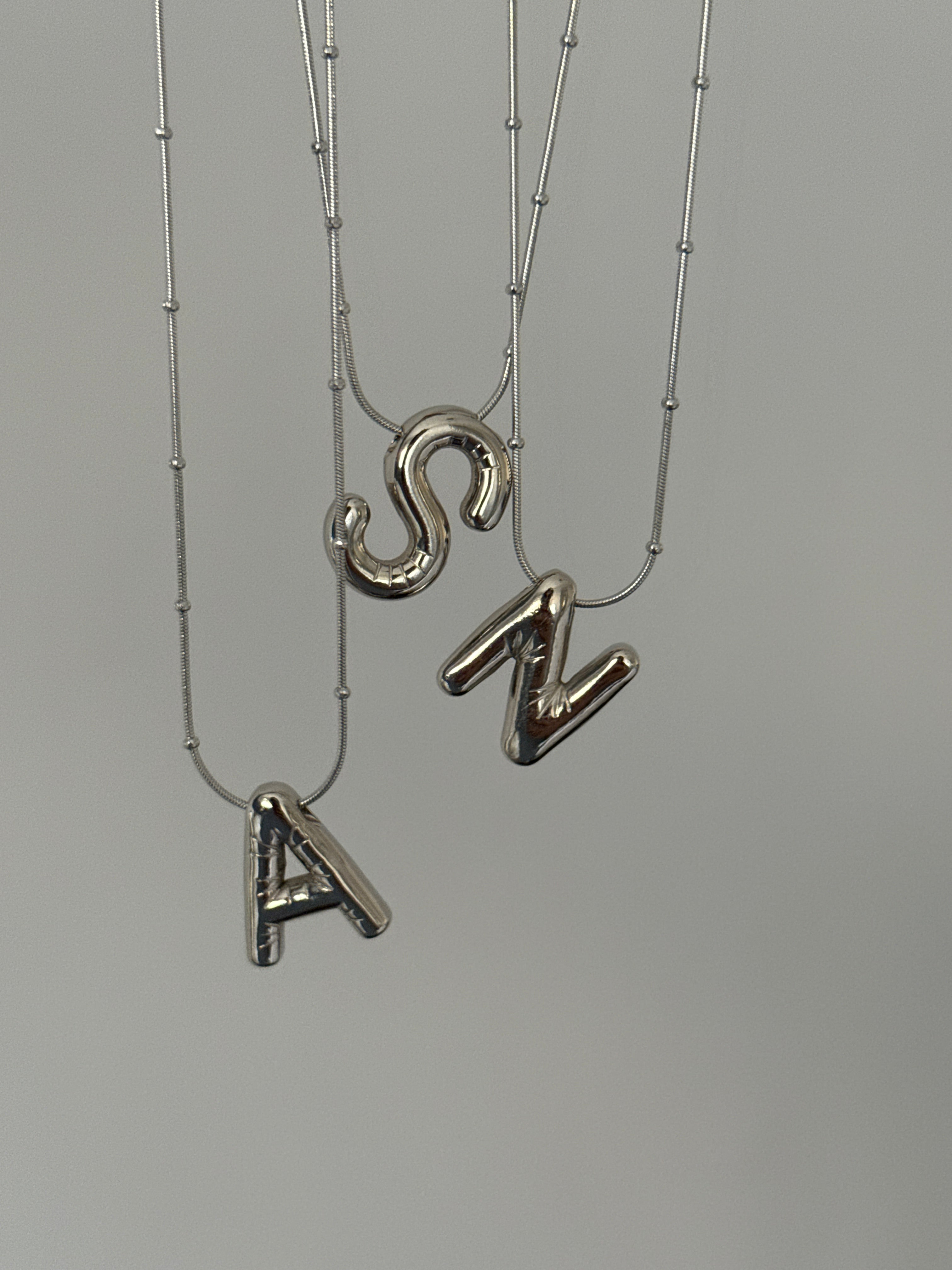 Çelik Bubble Silver Harf Kolye