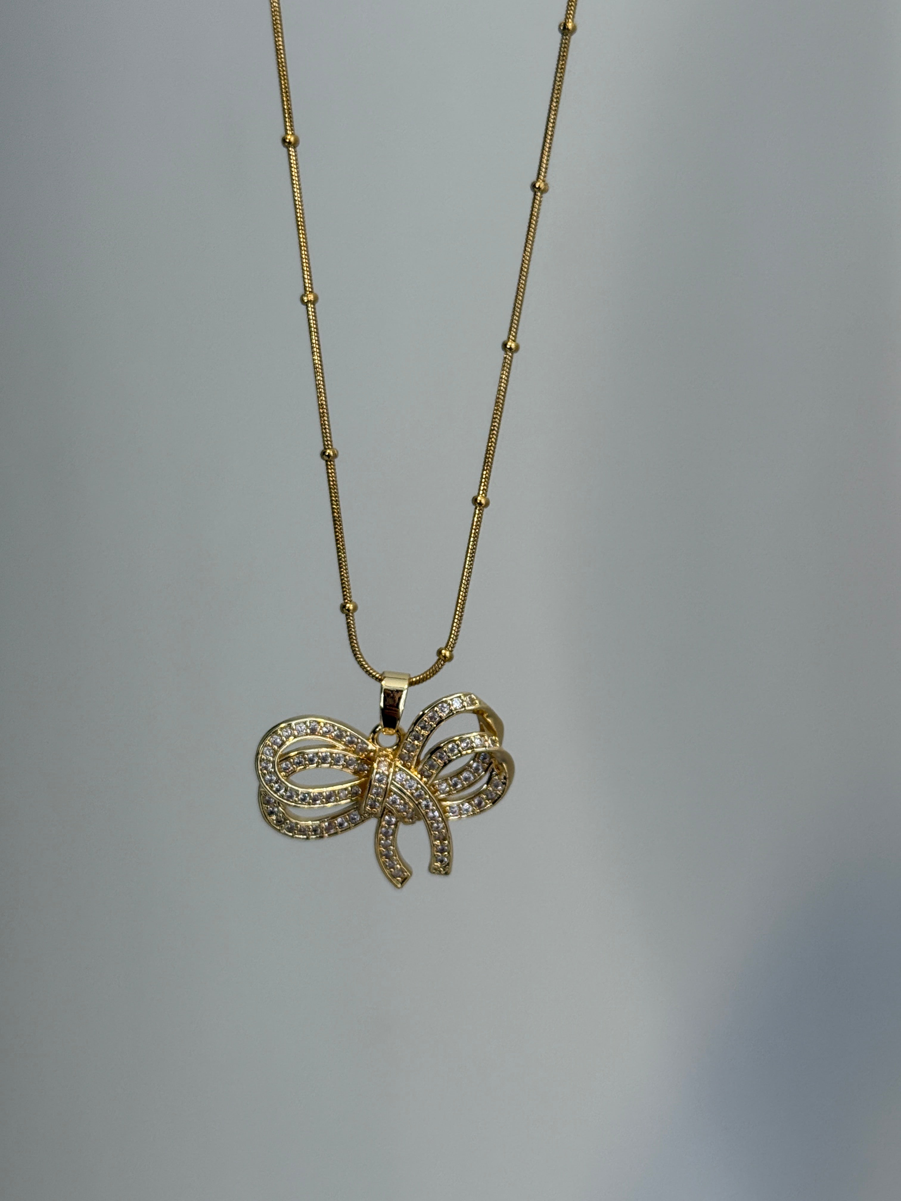 Çelik Taşlı Kurdele Kolye