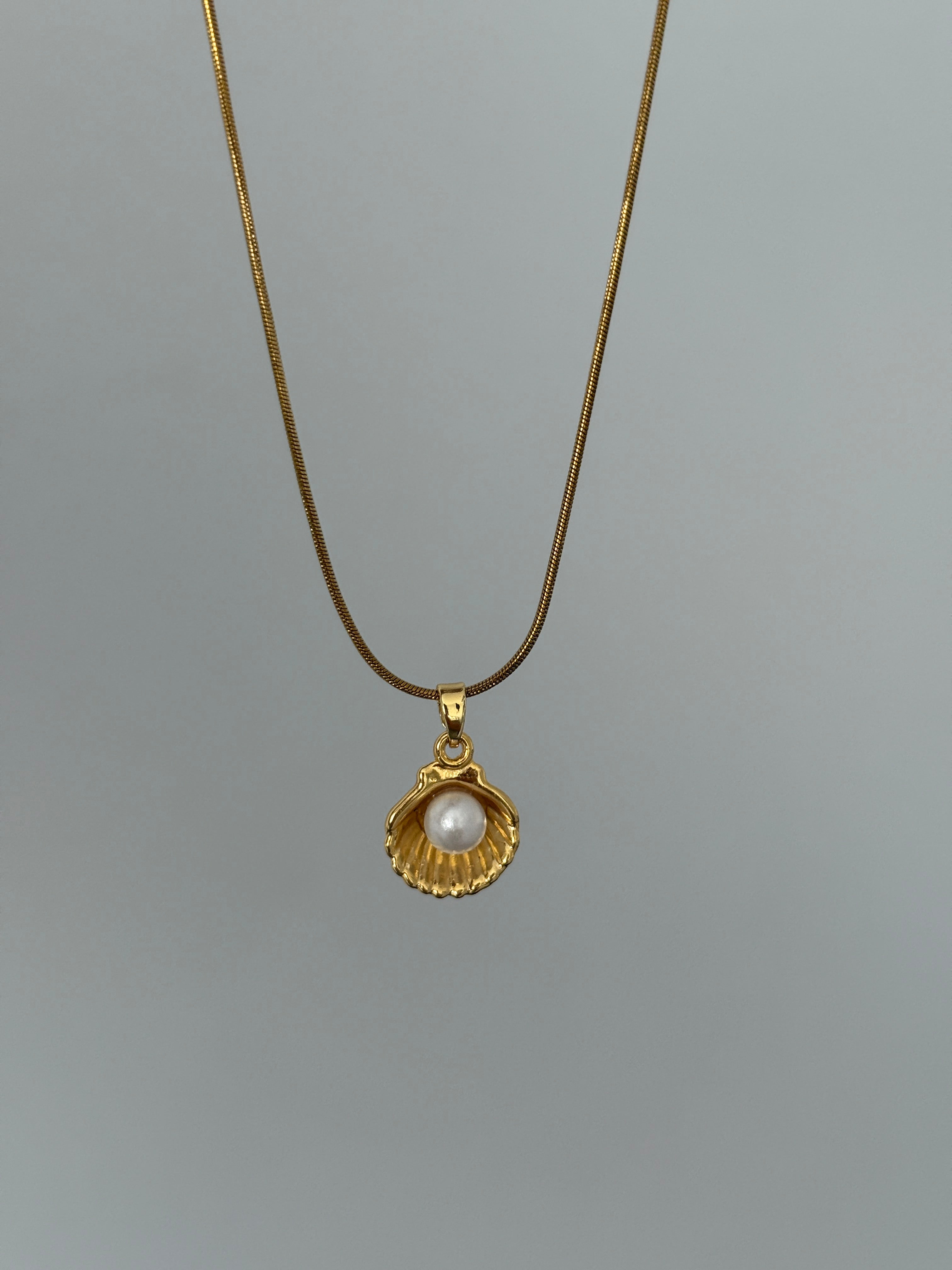 Gold İncili İstiridye Kolye