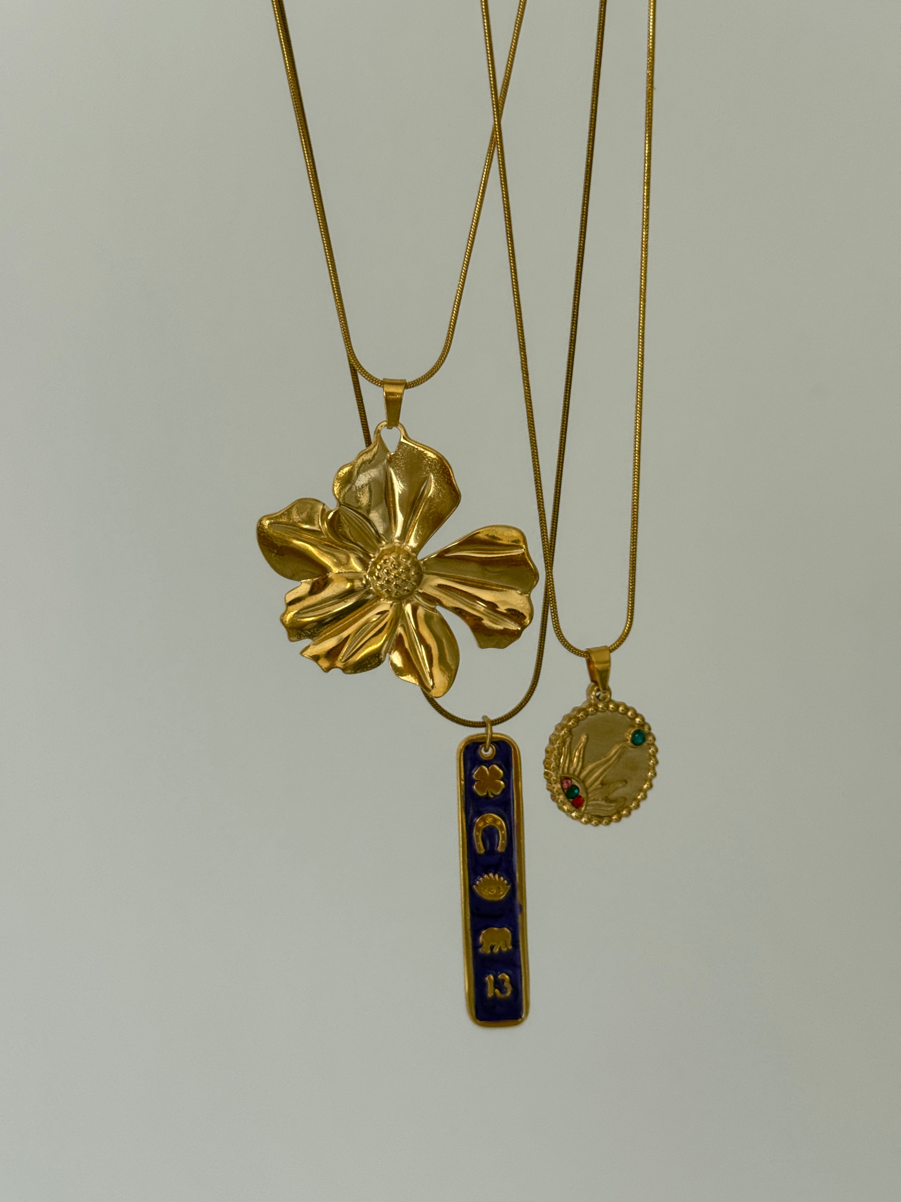 Çelik Çiçekli Bereket Kolye Set (3lü)