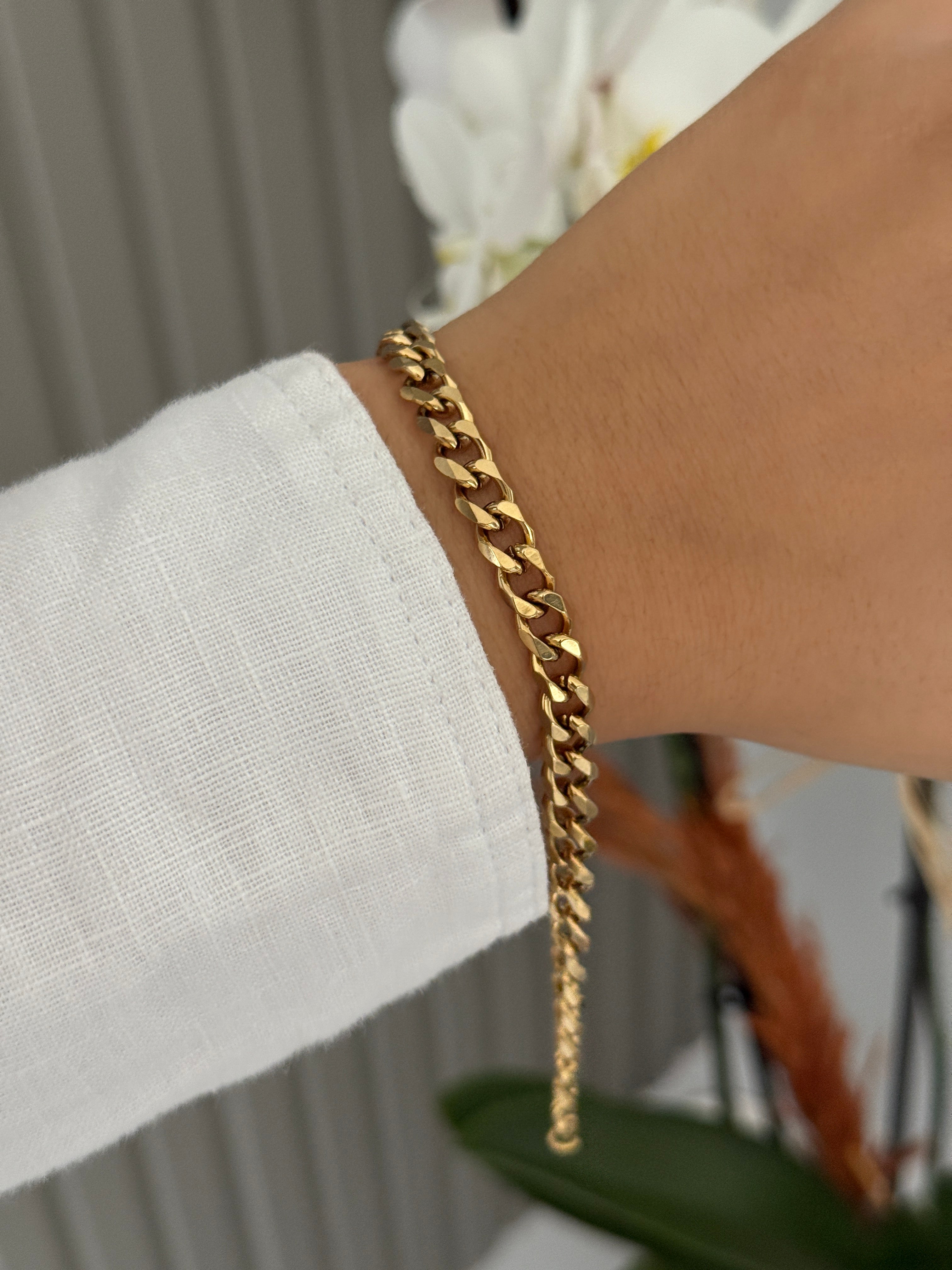 Çelik Kıvrık Delik Kuyumcu Model Bileklik