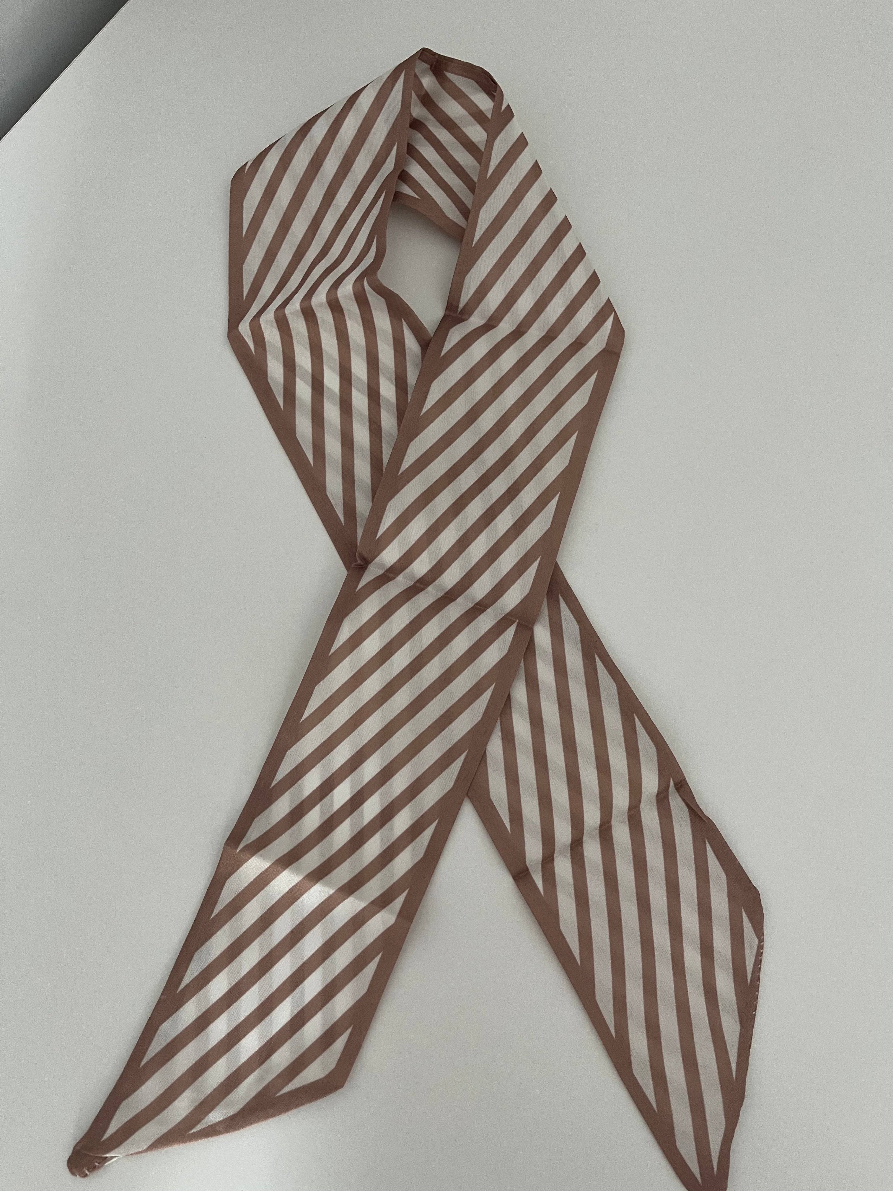 Çizgili Kahve Beyaz Fular